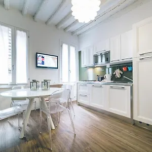 https://gold-venice-suite.hotelinveneto.com